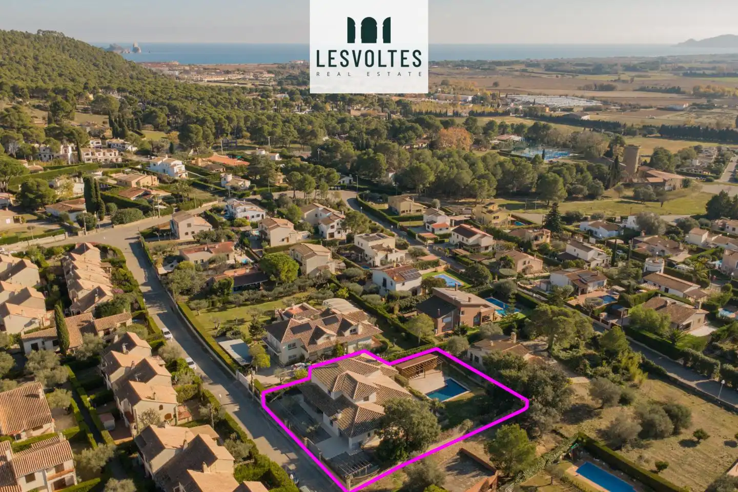 Exterior view of Houses for sale in L'Estartit  with Air Conditioner, Heating and Private garden