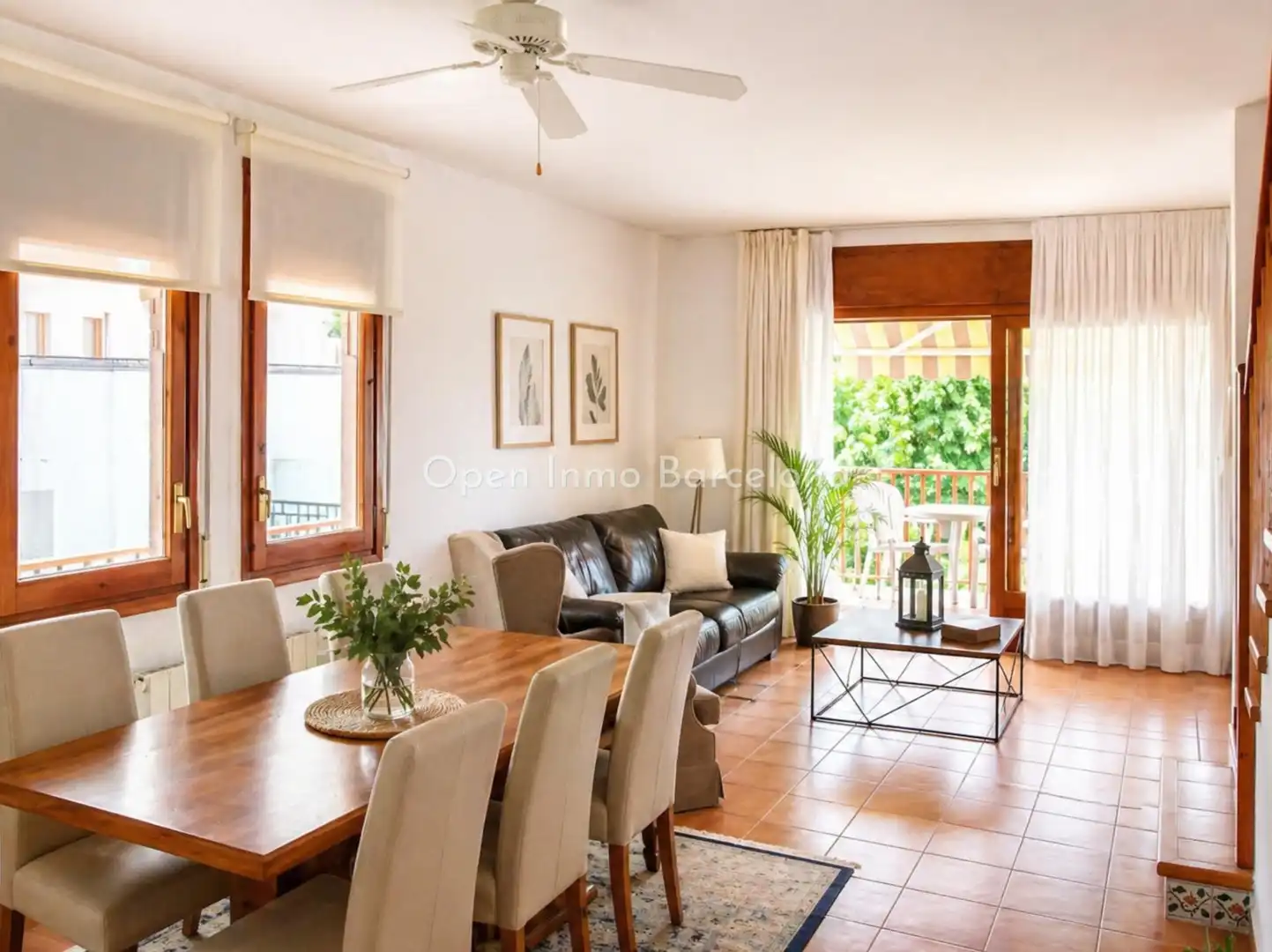 Sala de estar de Casa adosada de alquiler en Sant Pere de Ribes con Calefacción, Jardín privado y Terraza