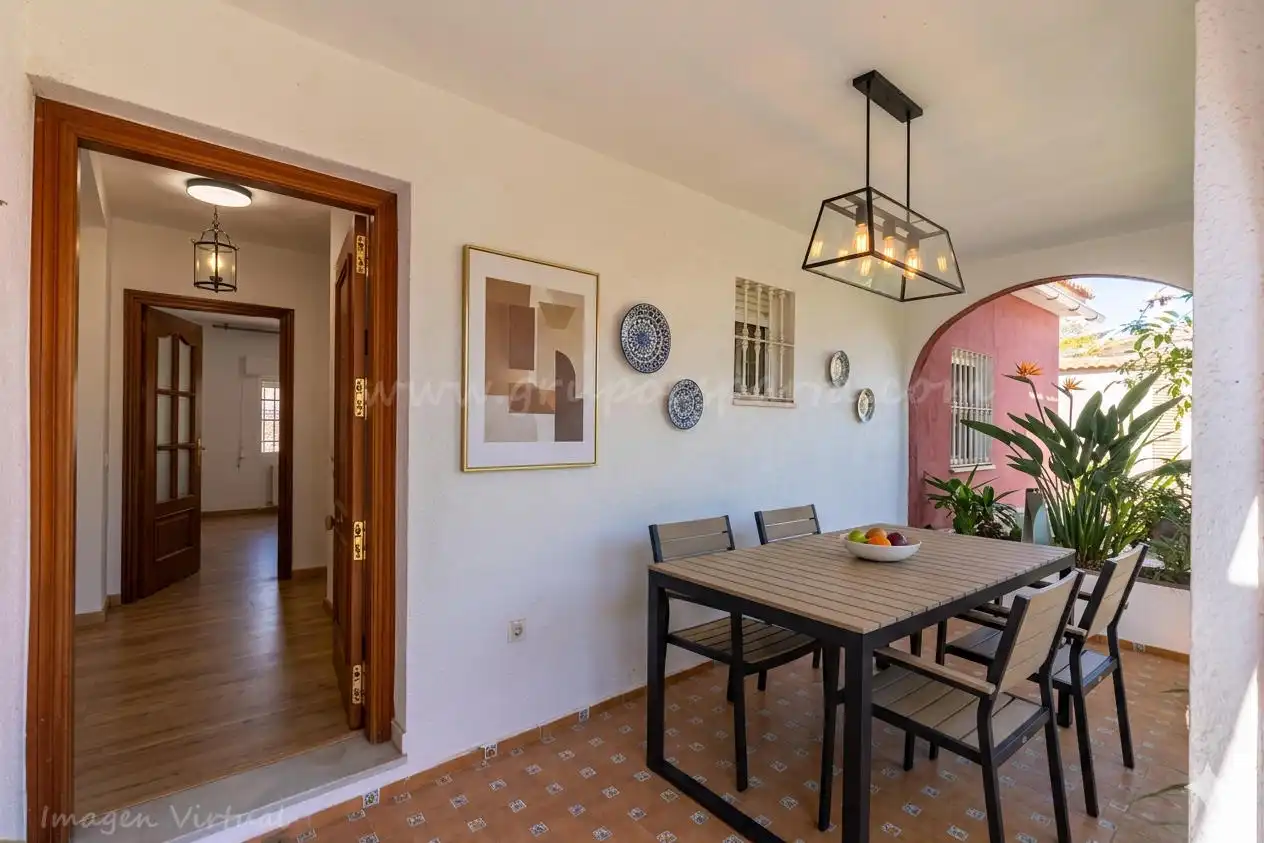 Comedor de Casa o chalet en venta en Villanueva del Ariscal con Aire acondicionado, Calefacción y Jardín privado