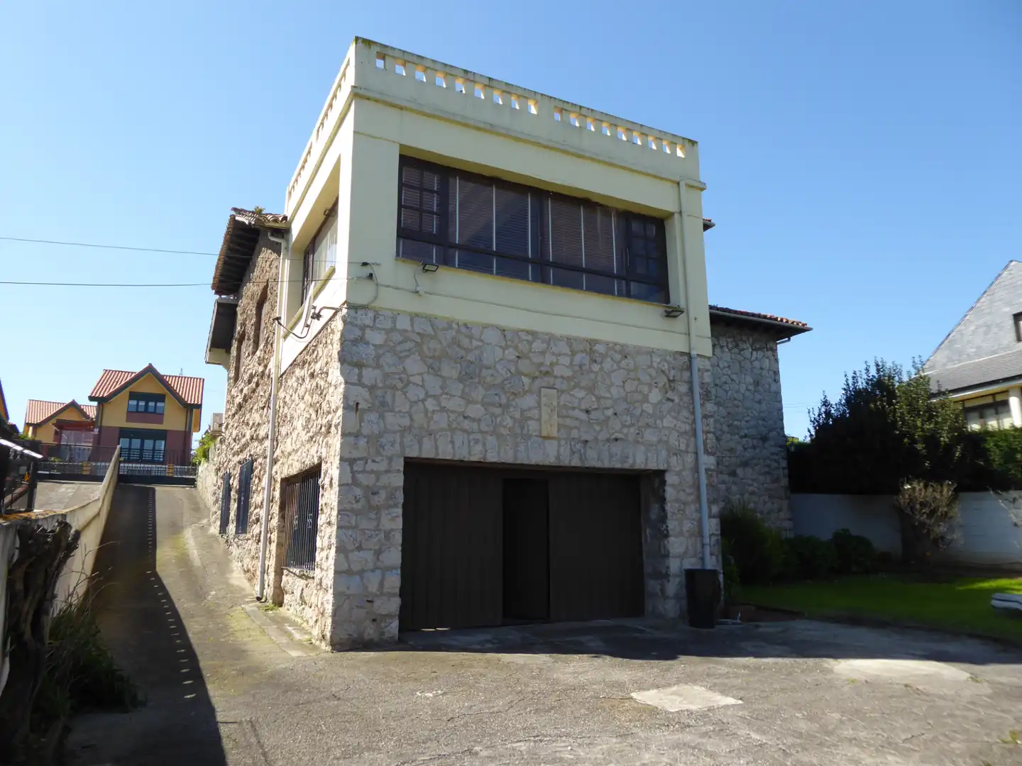 Außenansicht von Haus oder Chalet zum Verkauf in Camargo mit Heizung, Privatgarten und Terrasse