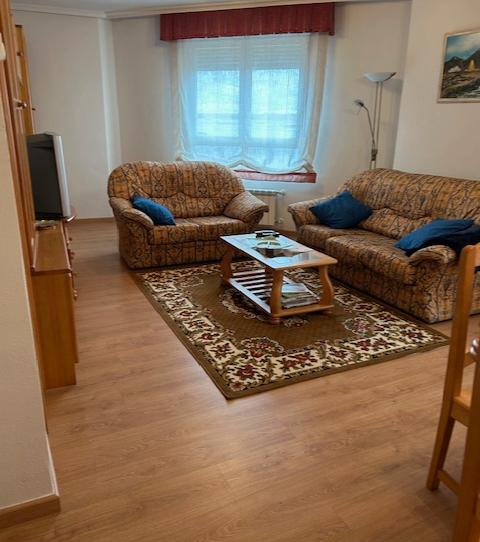 Photo 1 of Flat to rent in Benavente, Zamora