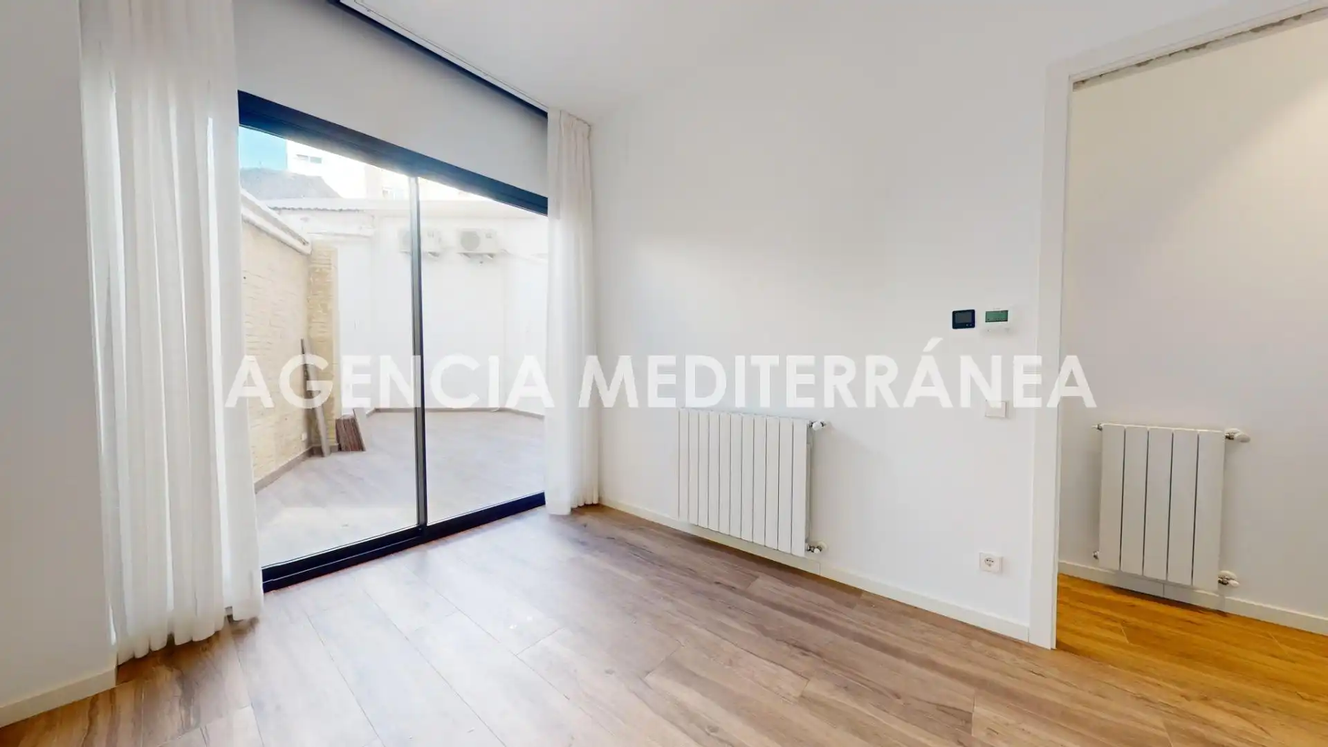 Piso en venta en Valencia con Aire acondicionado, Calefacción y Terraza