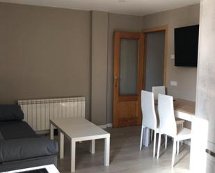 Living room of Flat for sale in  Zaragoza Capital  with Heating, Parquet flooring and Furnished