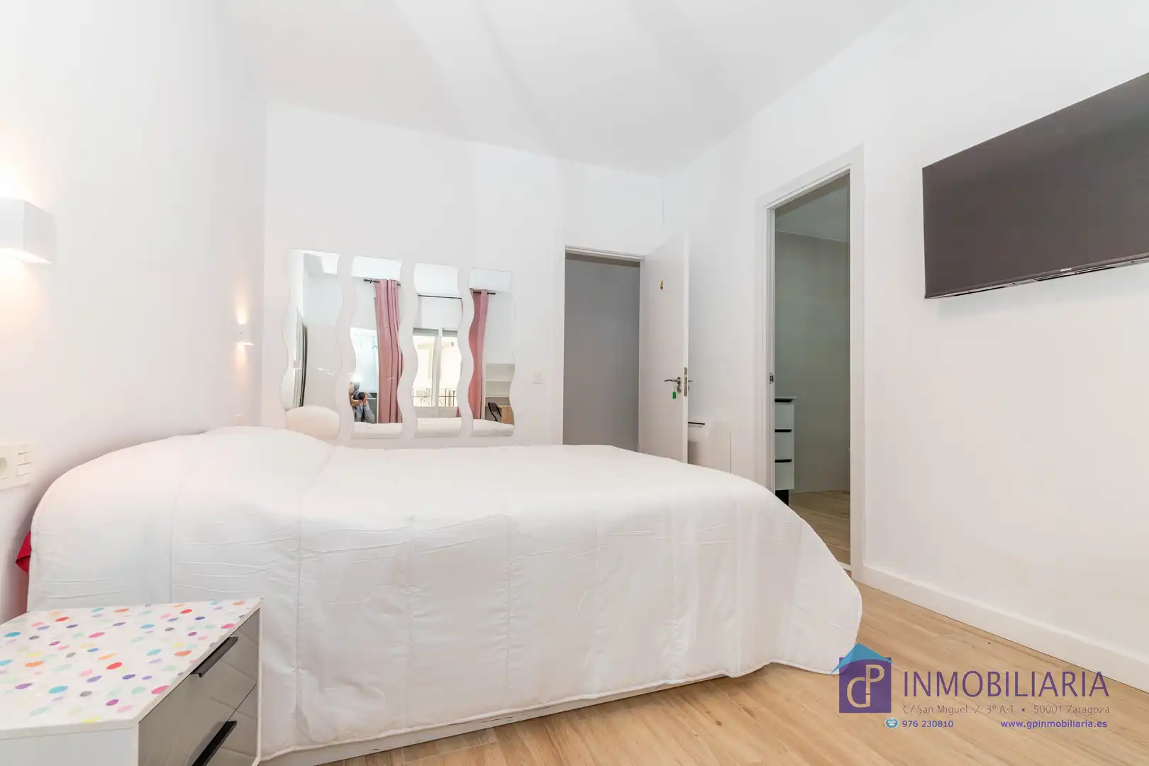Flat for sale in Calle de Santiago, Alfonso