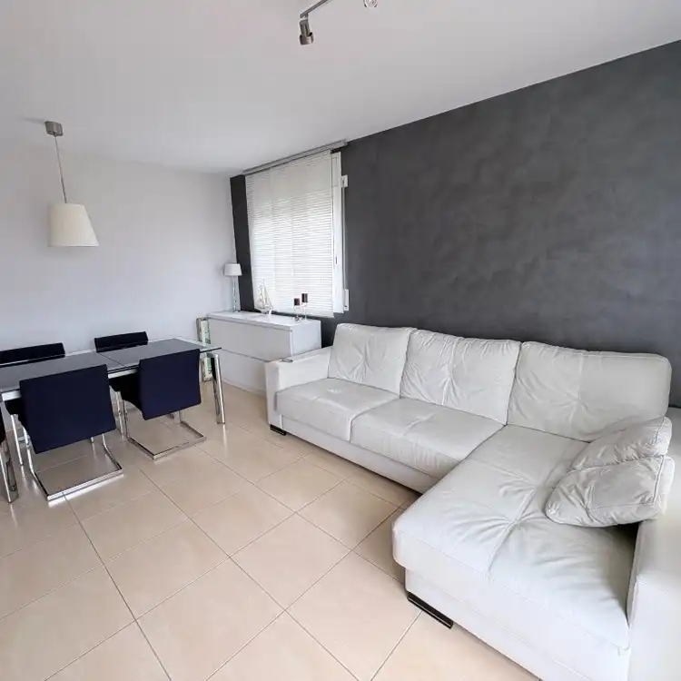 Sala d'estar de Apartament en venda en Mont-roig del Camp amb Aire condicionat, Moblat i Piscina comunitària
