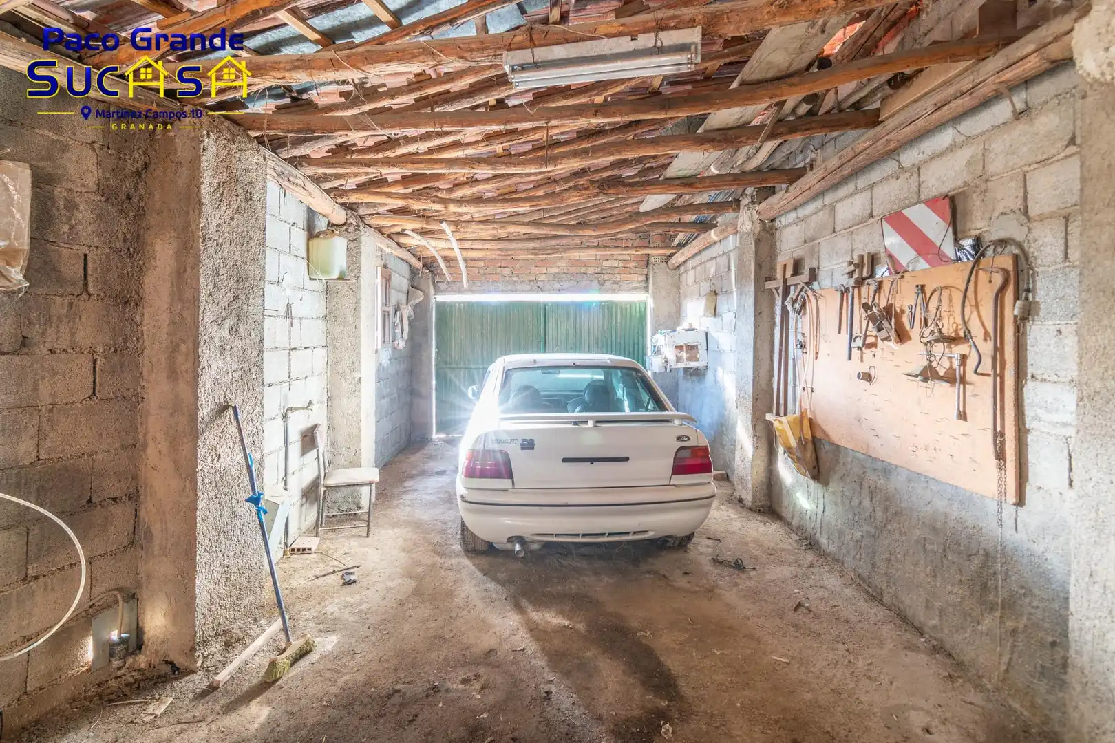 Parking de Casa o chalet en venta en Vegas del Genil con Calefacción, Jardín privado y Terraza