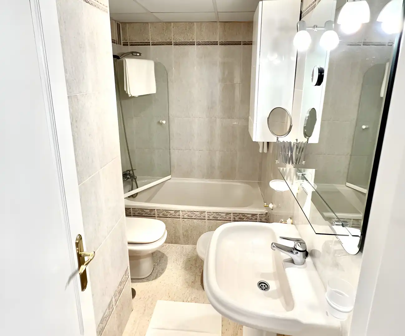 Apartament amb piscina en venda a Estepona Pueblo, imagen 18