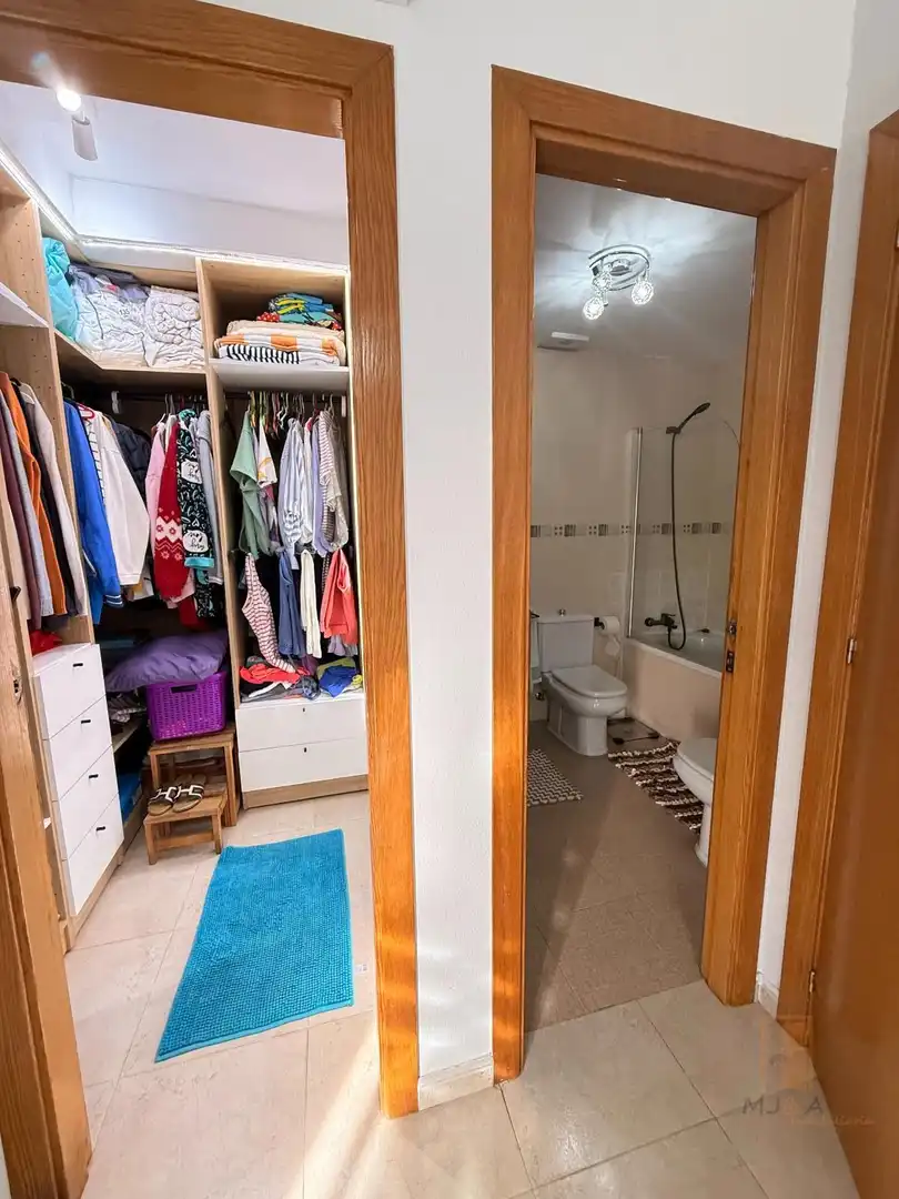 Maison mitoyenne avec terrasse à vendre à L'OM BLANC, imagen 28