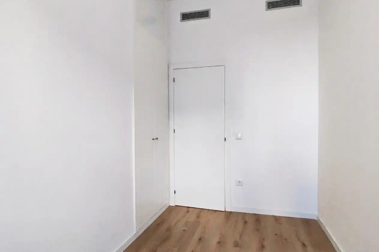 Schlafzimmer von Wohnung zum Verkauf in Valencia mit Heizung, Abstellraum und Alarm