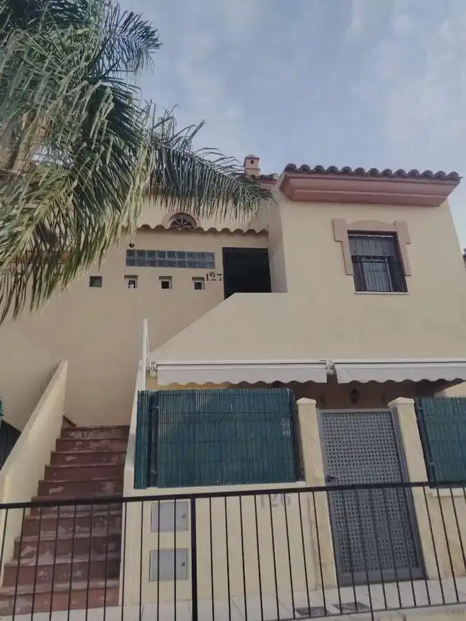 Exterior view of Duplexes for sale in Islantilla Golf