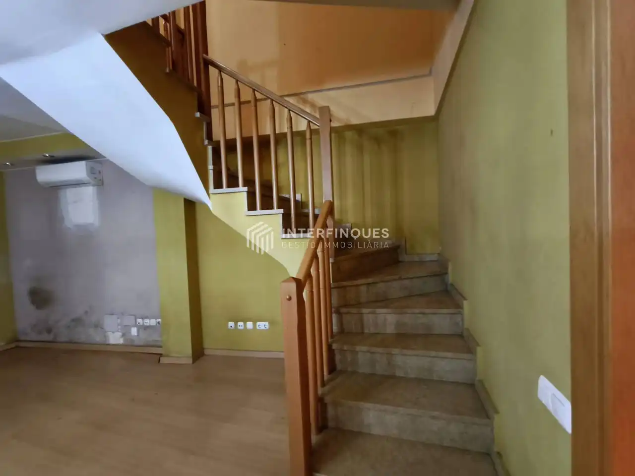 Dúplex en venta en Badalona con Calefacción, Parquet y Terraza