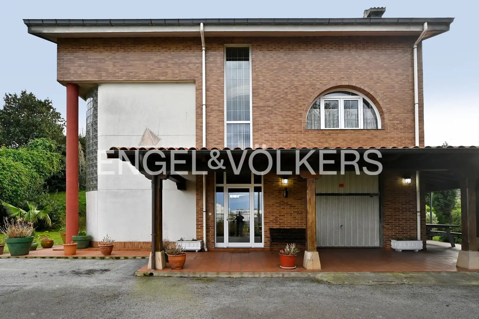 Vista exterior de Casa o chalet en venta en Santander con Calefacción, Jardín privado y Parquet