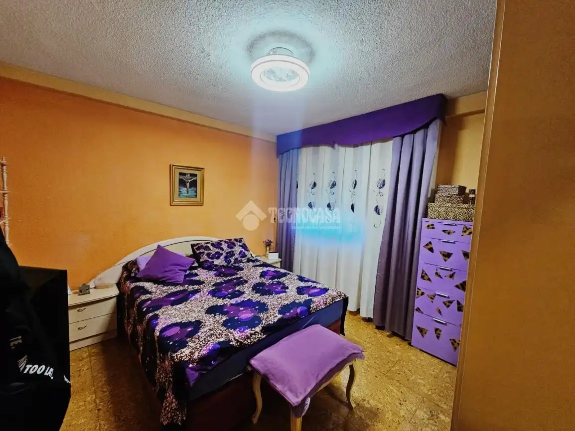 Habitación de Piso en venta en Parla con Aire acondicionado y Calefacción