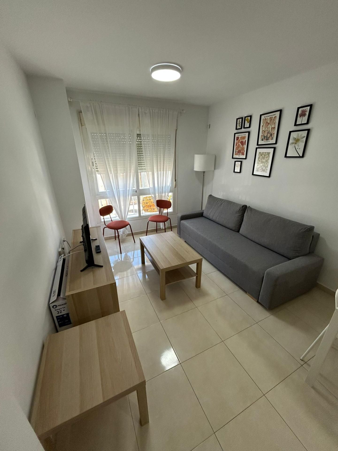 Piso de alquiler en Distrito Zeta - Recinto Ferial Cortijo de Torres
