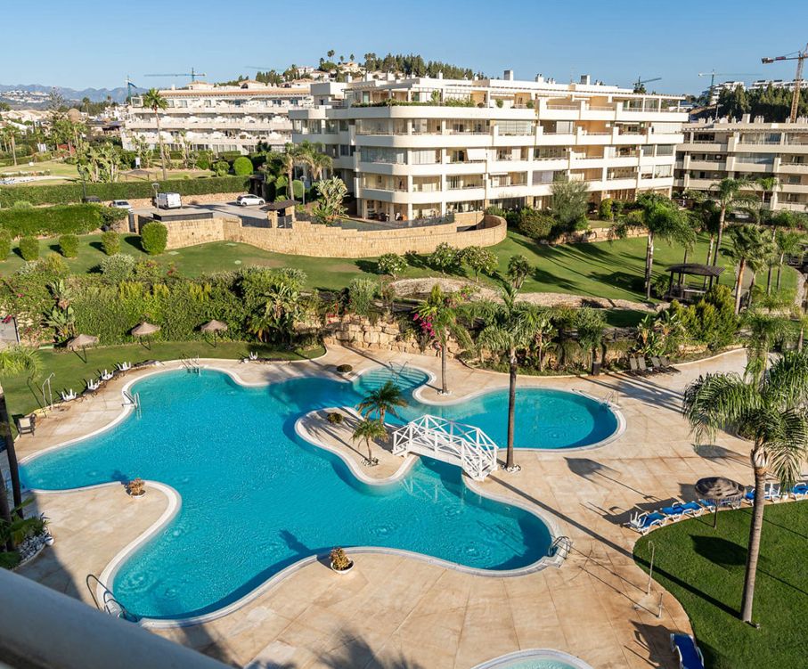 Swimming pool of Flat for sale in Mijas  with Terrace, Furnished and Oven