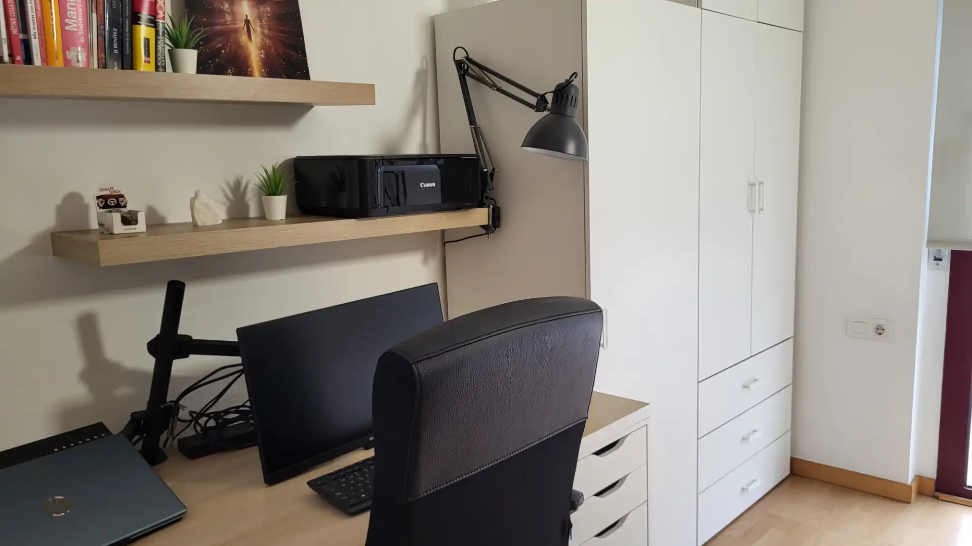 Piso en venta en Cerdanyola del Vallès con Aire acondicionado, Calefacción y Parquet