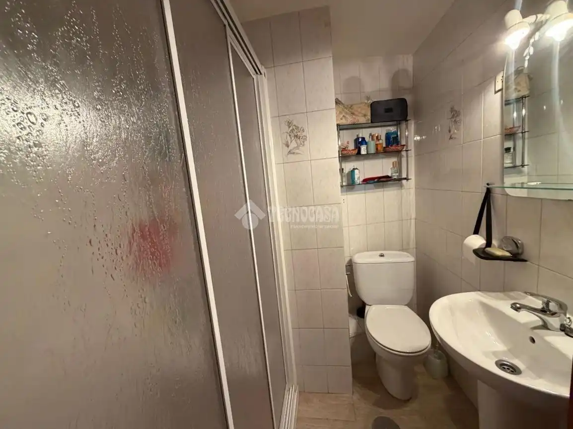 Bany de Pis en venda en Móstoles amb Calefacció