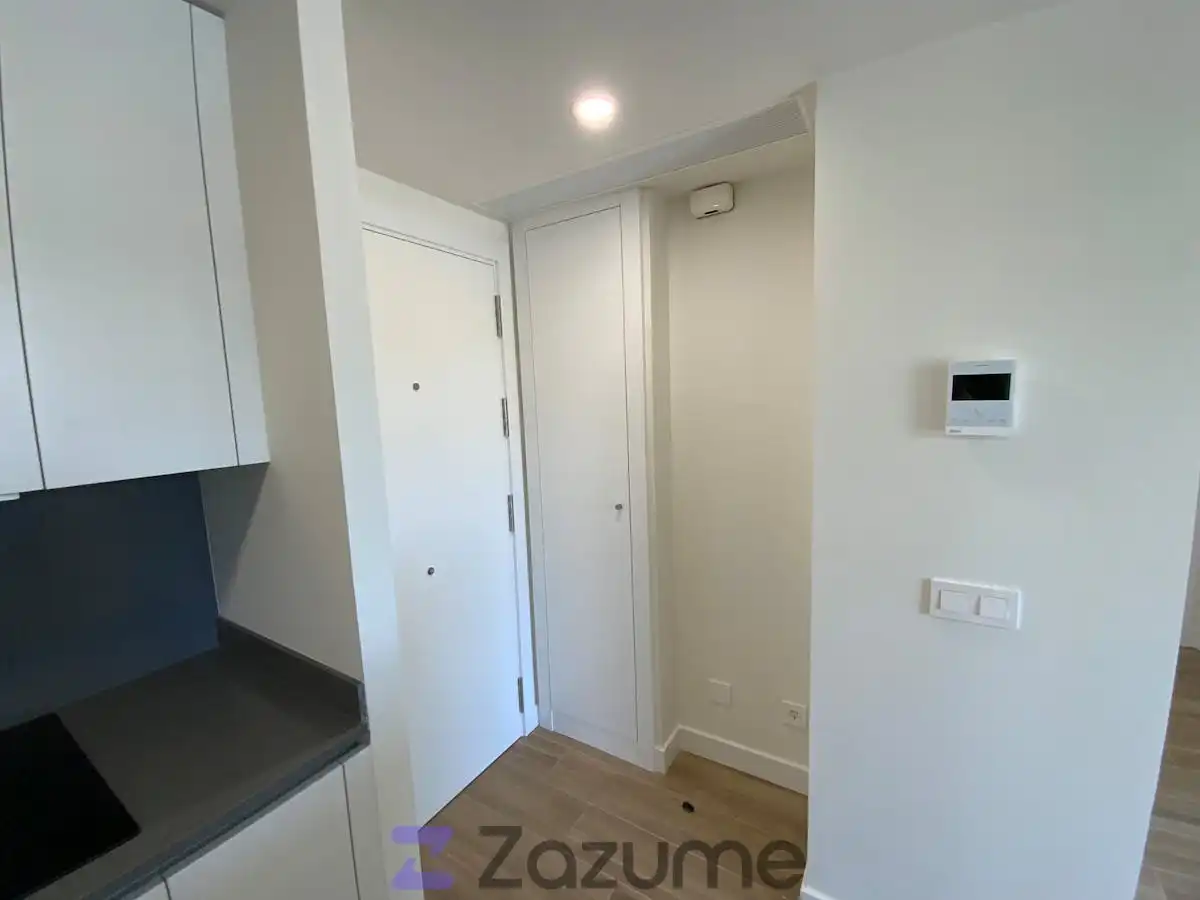 Flat for rent in Valencia  with Air Conditioner, Heating and Private garden