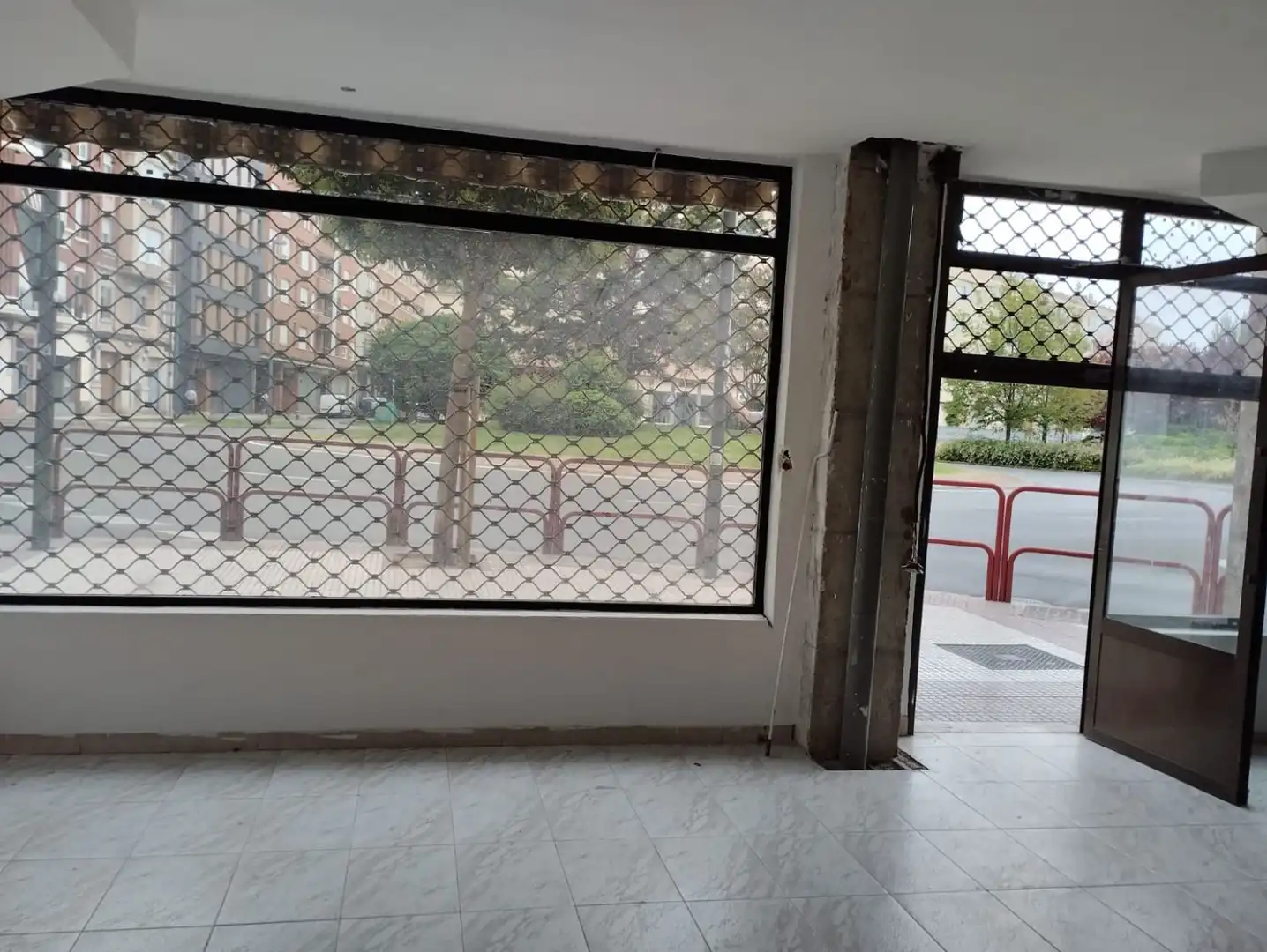 Local comercial en venta en Centro, imagen 2