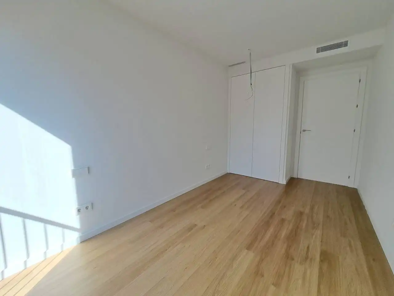 Habitación de Piso de alquiler en Sabadell con Aire acondicionado, Calefacción y Parquet