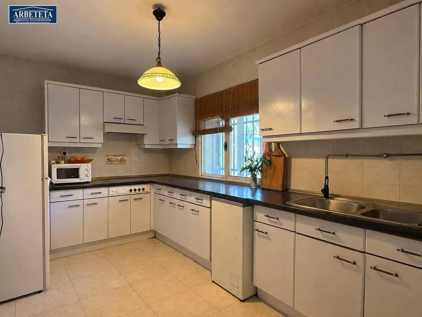 Cocina de Casa adosada en venta en Trijueque con Calefacción, Jardín privado y Trastero
