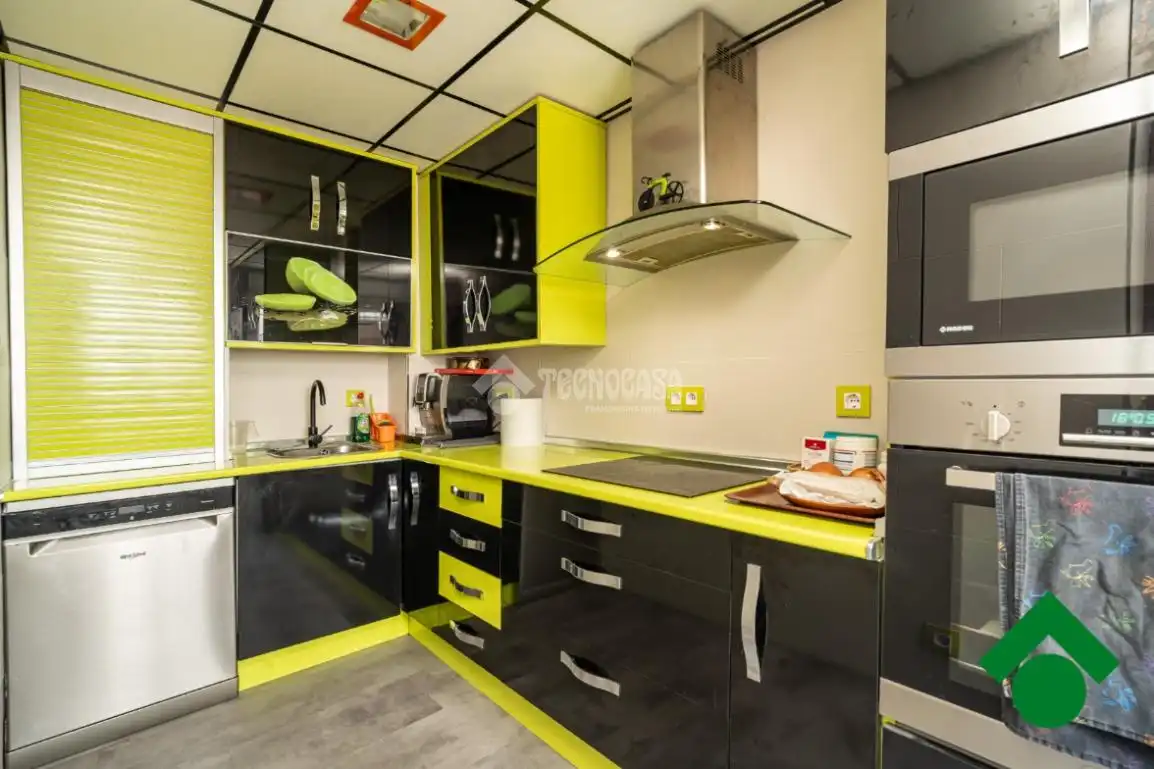 Cocina de Casa o chalet en venta en Maracena con Aire acondicionado, Terraza y Domótica