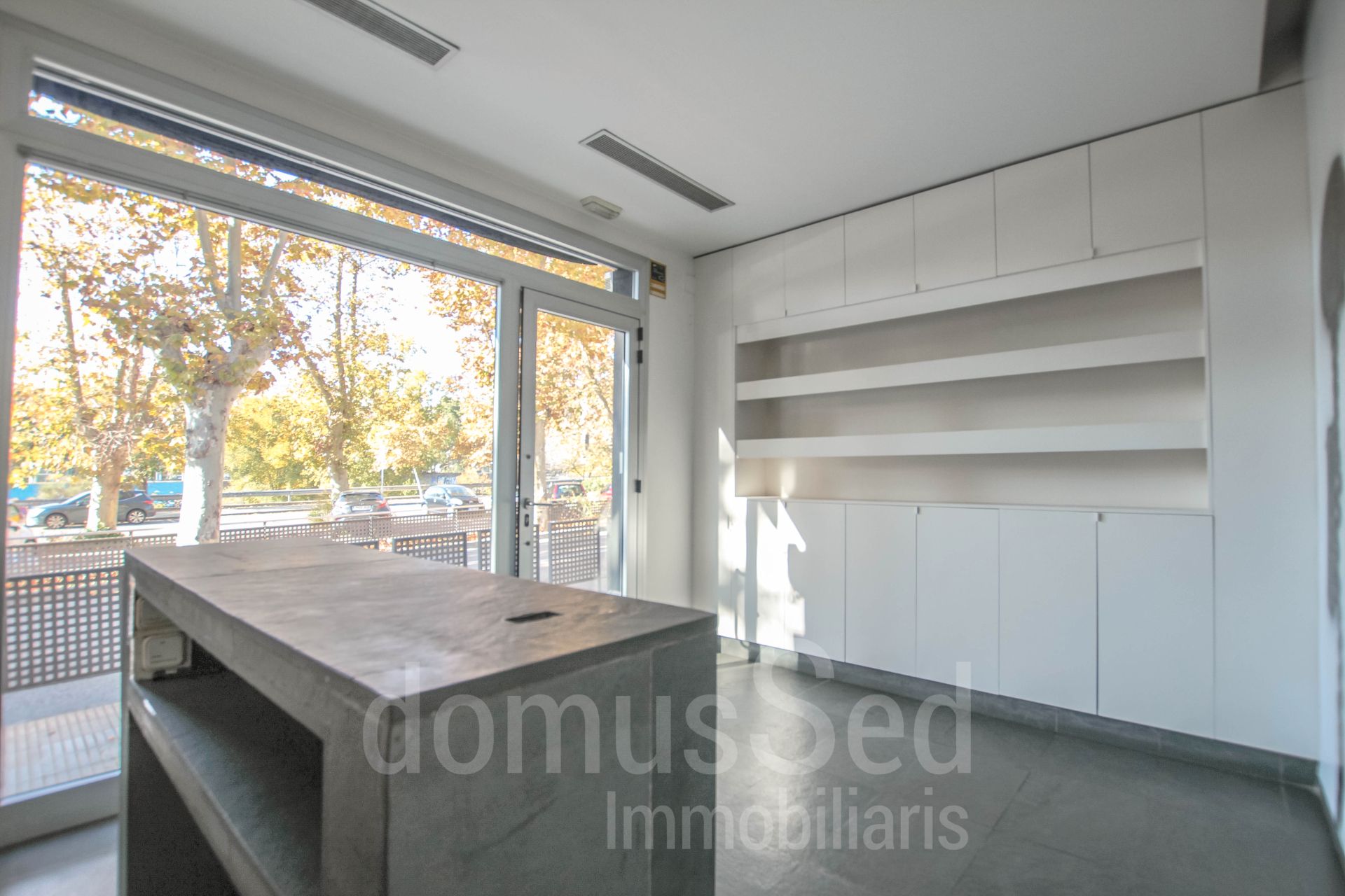 Premises to rent in Centre