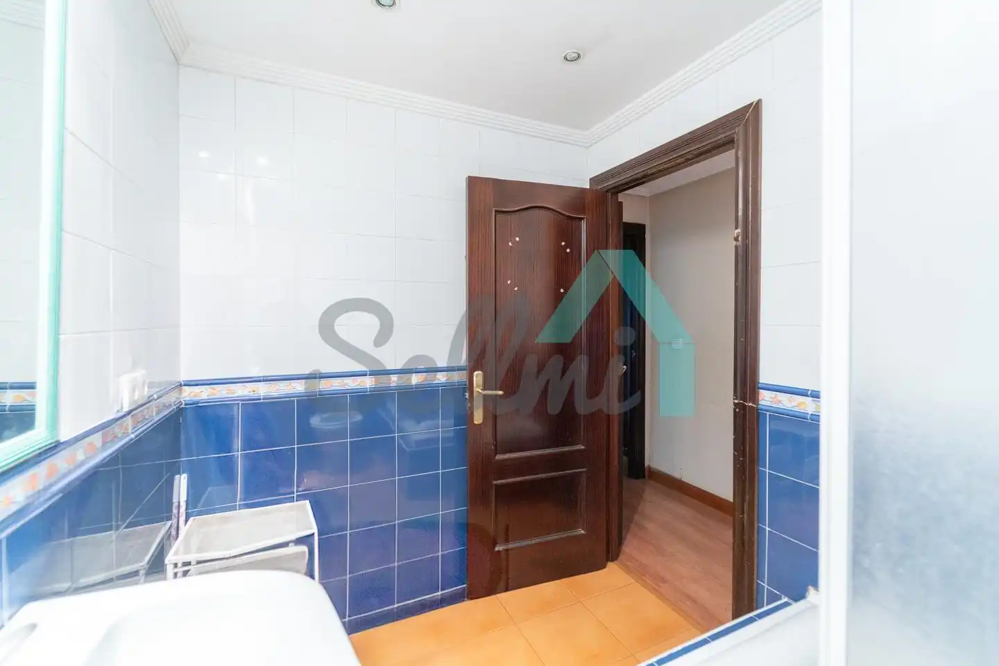 Baño de Piso en venta en Oviedo  con Calefacción, Terraza y Trastero