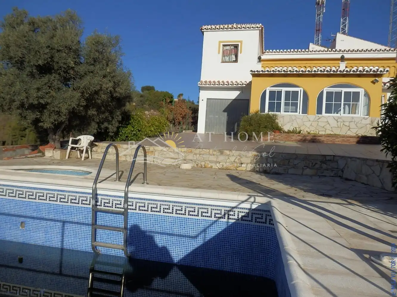 Swimming pool of Houses for sale in Nerja  with Terrace and Swimming Pool