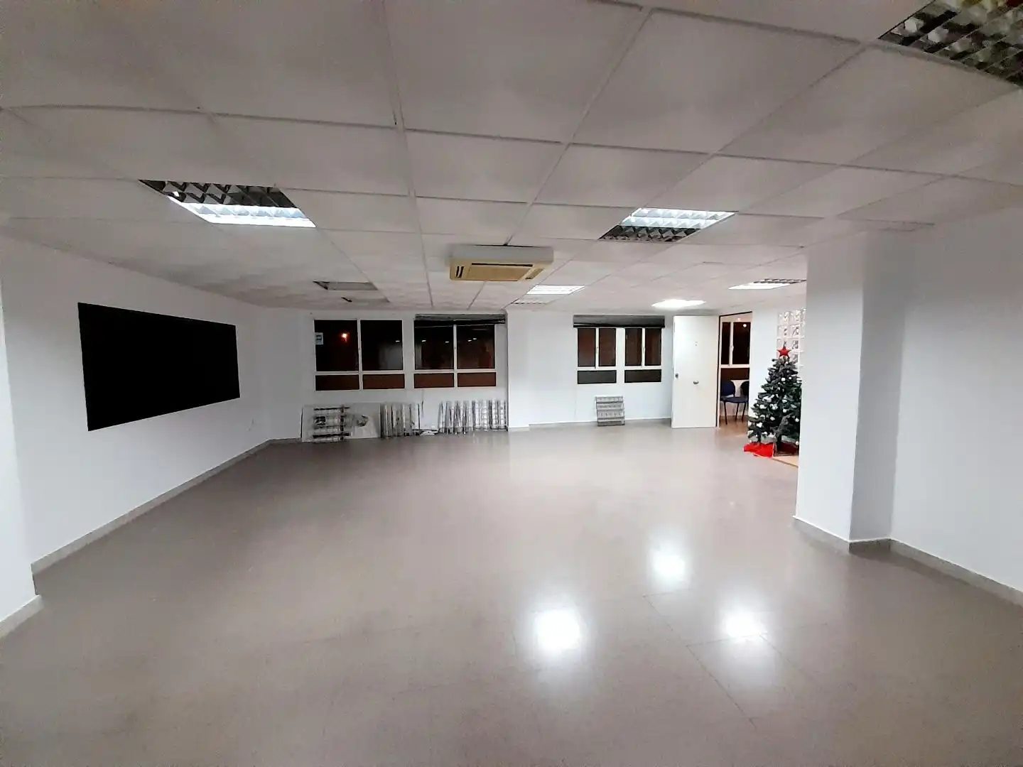 Oficina de alquiler en Elche / Elx con Aire acondicionado