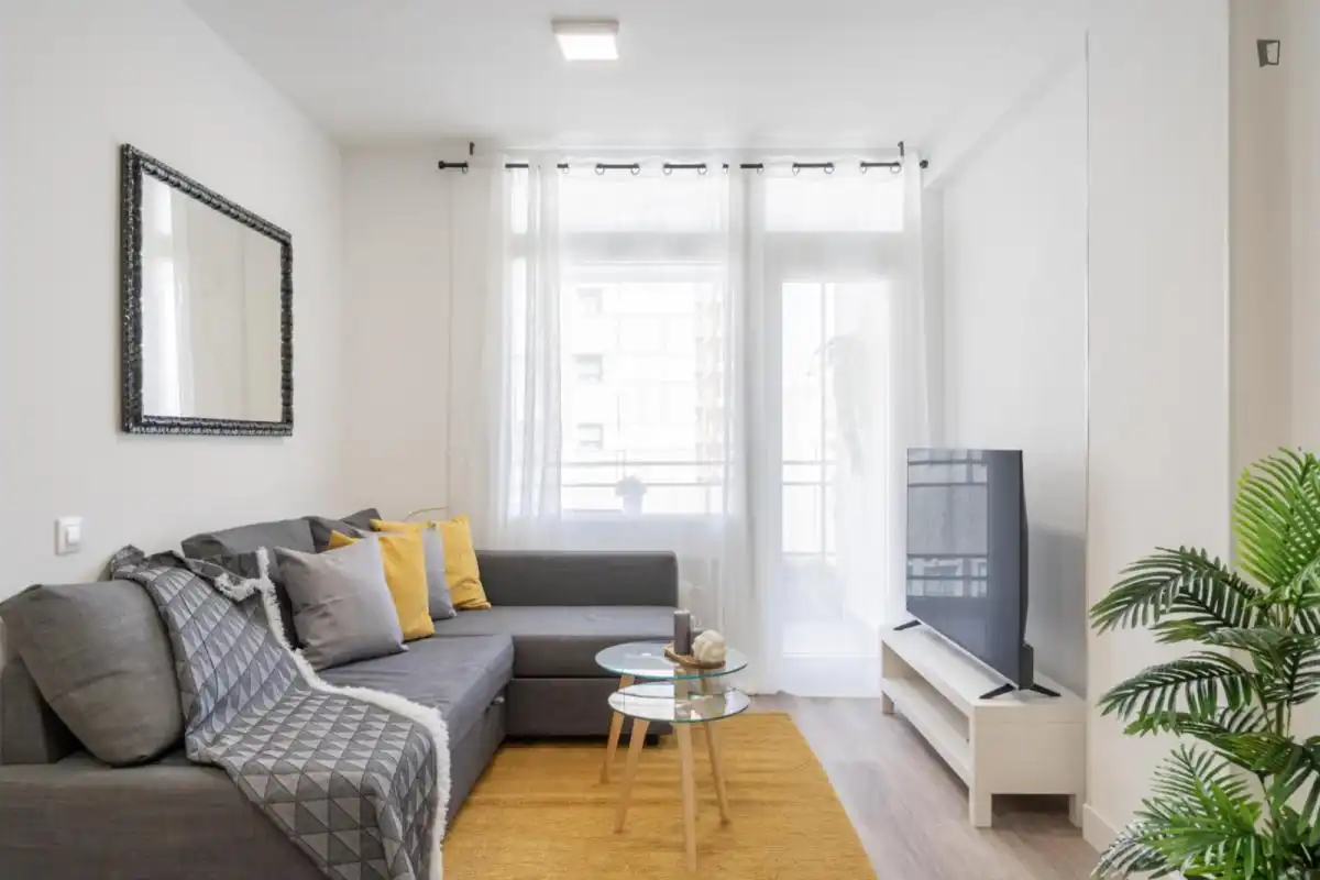 Sala de estar de Apartamento de alquiler en Madrid con Aire acondicionado, Amueblado y Horno