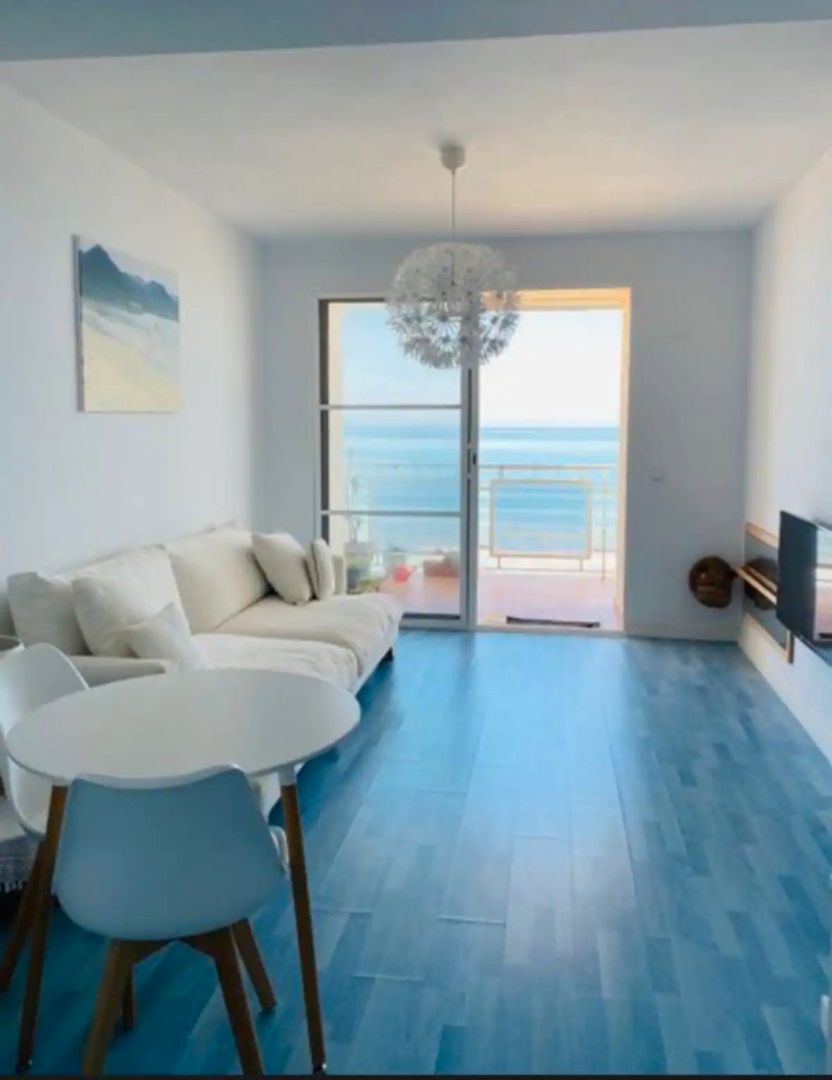 Dormitori de Apartament en venda en Sueca amb Terrassa