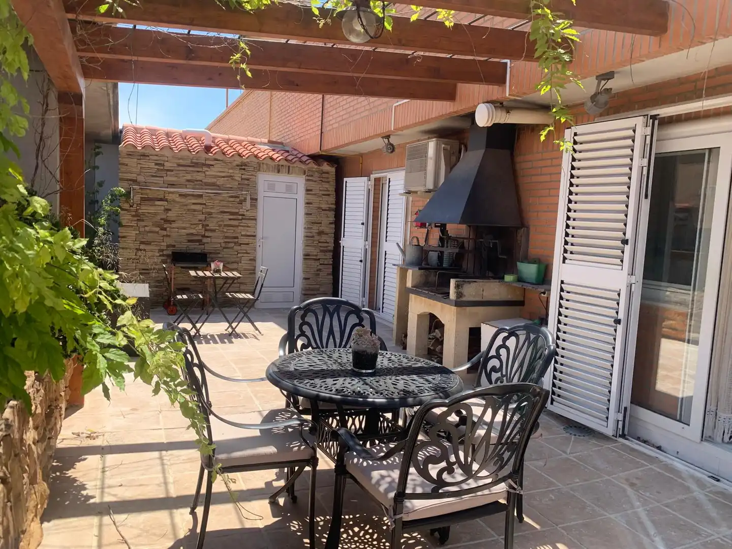 Ático de alquiler en Carrer de Rafael Reyes i Torrent (Pintor), L'Amistat