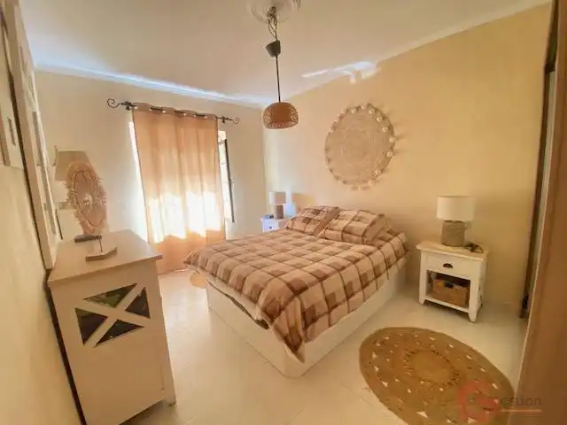 Flat with lift for sale in Almuñecar centro