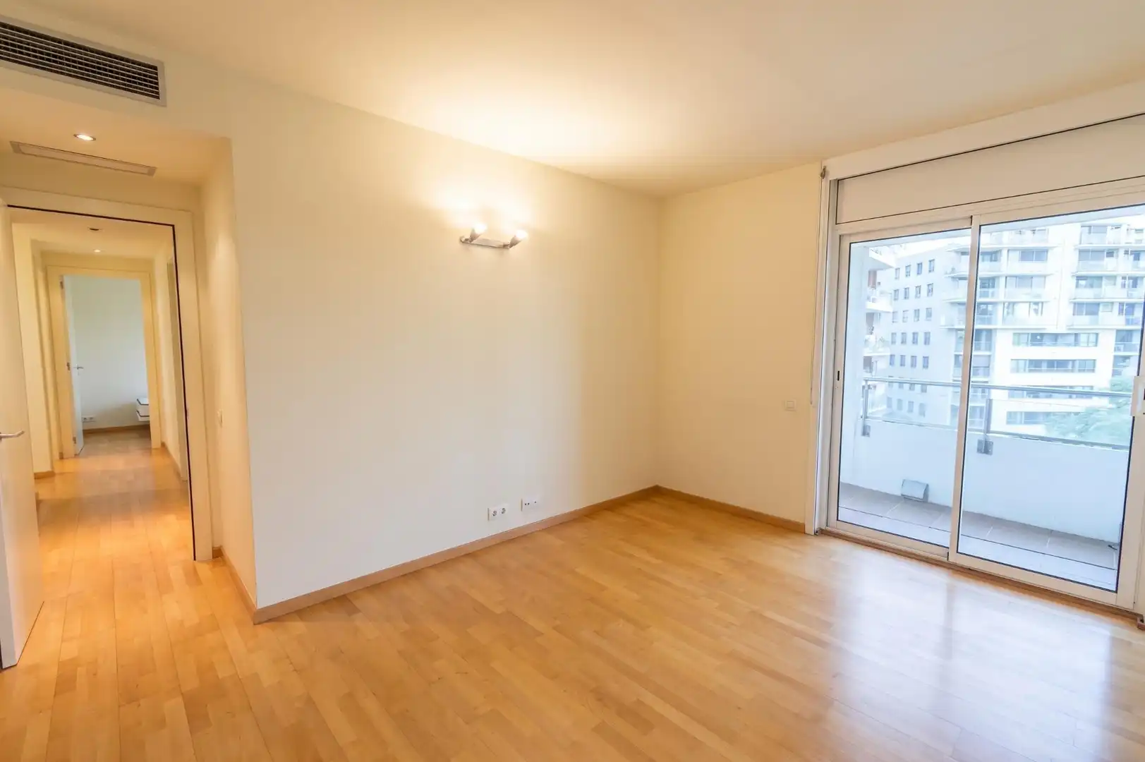 Flat with terrace for sale in Sant Martí, imagen 10