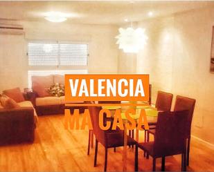 Bedroom of Flat to rent in  Valencia Capital  with Air Conditioner, Heating and Furnished