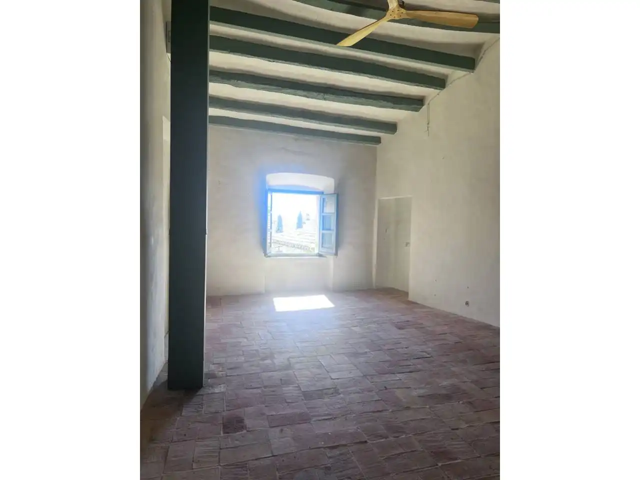 Casa adosada de alquiler en Avinyonet de Puigventós con Aire acondicionado, Calefacción y Jardín privado