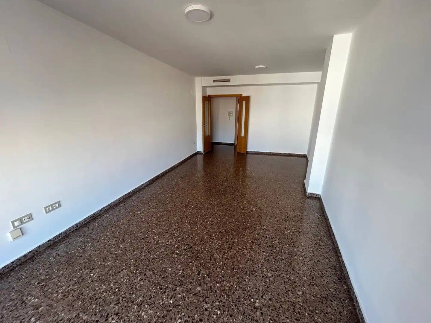 Wohnung zur Miete in Valencia mit Balkon