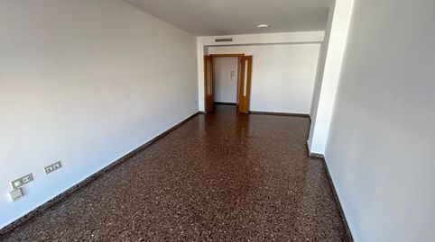 Foto 2 de Piso de alquiler en Benimàmet, Valencia Capital