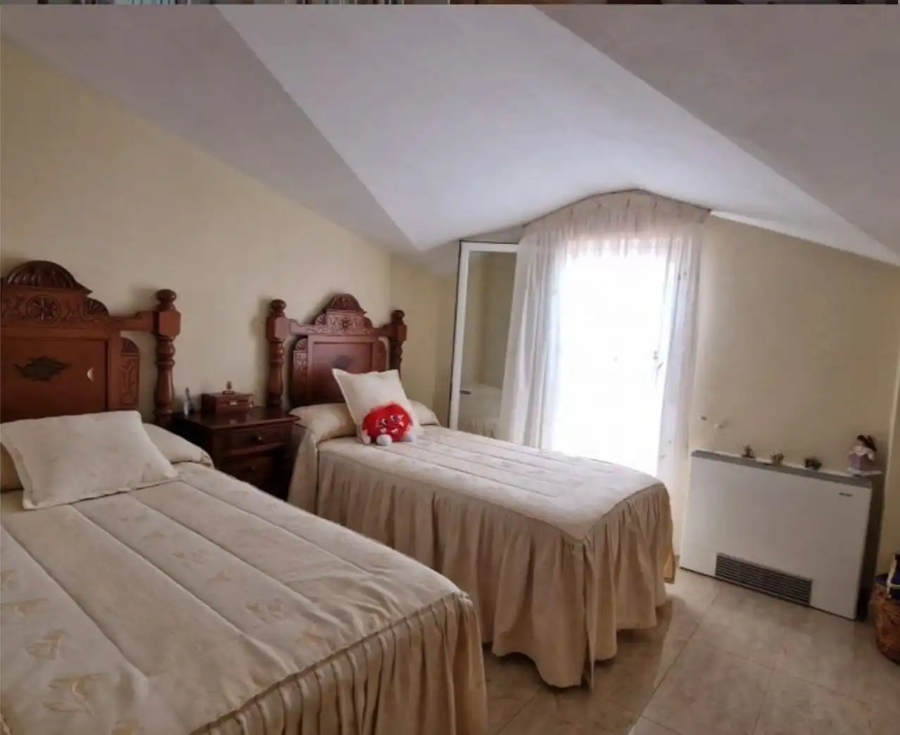 Schlafzimmer von Maisonette zum Verkauf in Plasencia mit Klimaanlage, Heizung und Terrasse