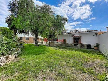 Villa con giardino in vendita a Centre