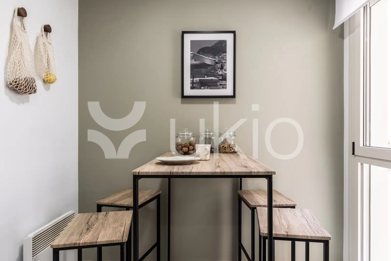 Comedor de Apartamento de alquiler en Madrid con Calefacción, Amueblado y Horno