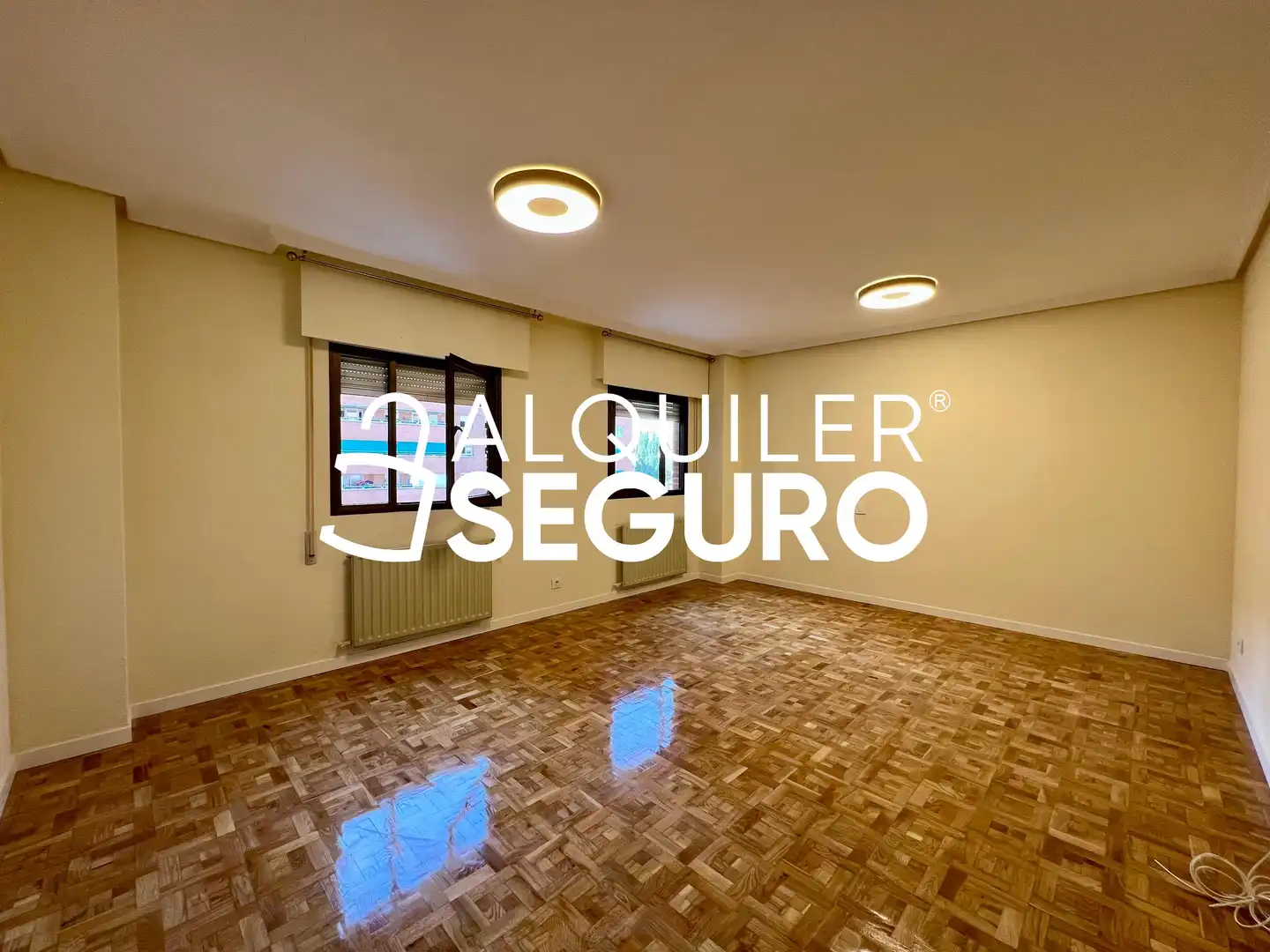 Living room of Flat for rent in Madrid  with Air Conditioner, Heating and Terrace