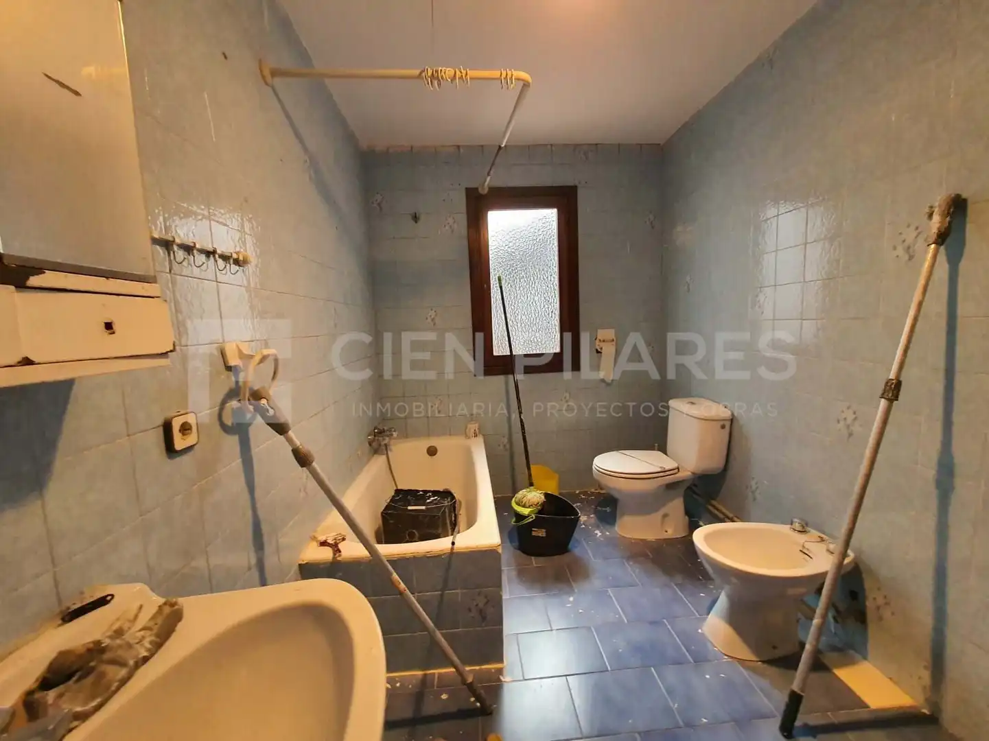 Bathroom of Flat for sale in Yanguas  with Terrace and Furnished