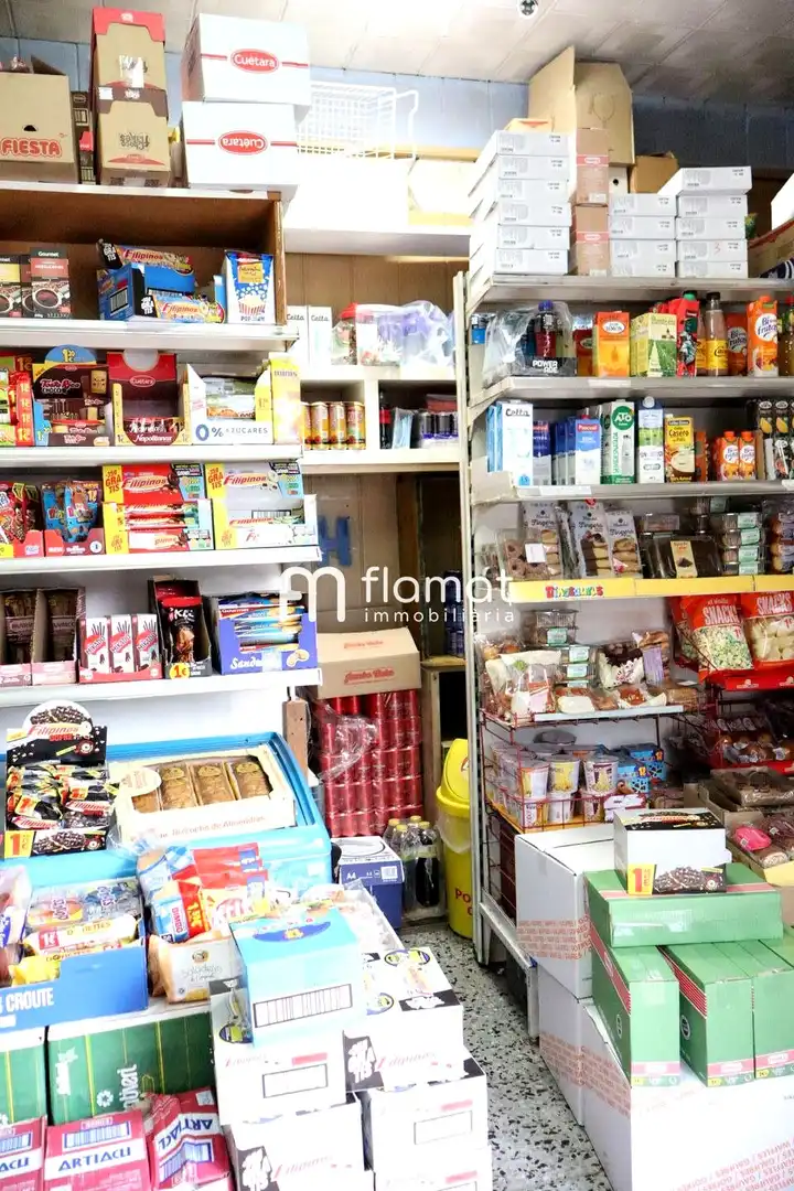 Ground floor for sale in Santa Coloma de Gramenet