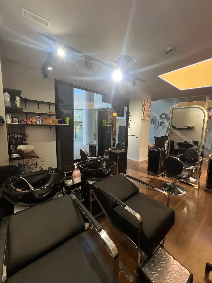 Commercial properties for sale in Valencia  with Air Conditioner
