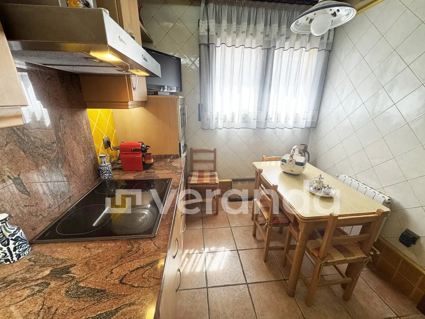 Cuina de Casa adosada en venda en Ripollet amb Calefacció, Traster i Balcó