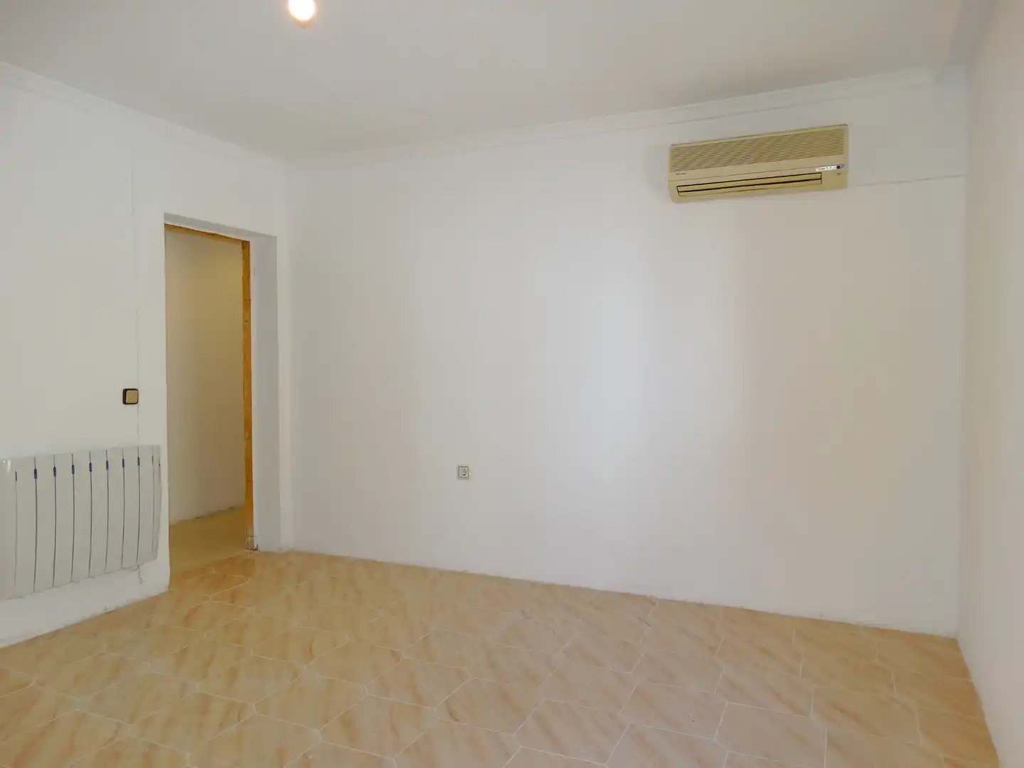 Wohnung zum Verkauf in Arganda del Rey mit Heizung und Balkon