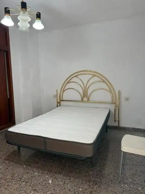 Piso de alquiler en La Catedral