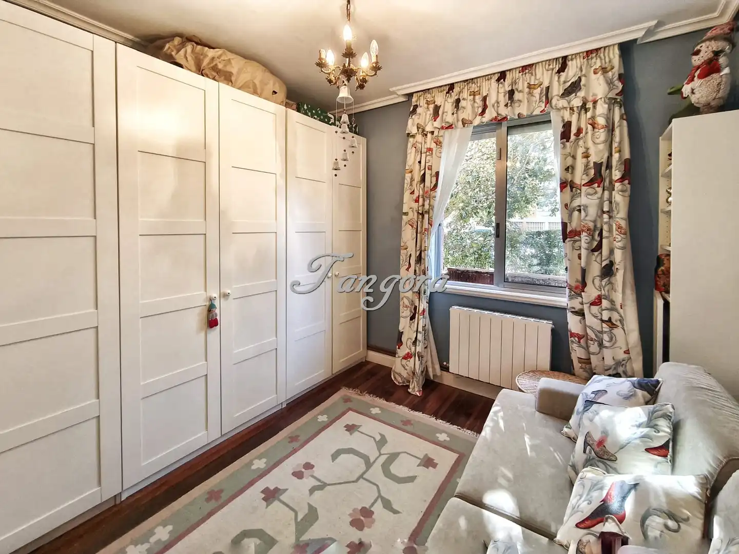 Habitación de Piso en venta en Getxo  con Calefacción, Parquet y Trastero
